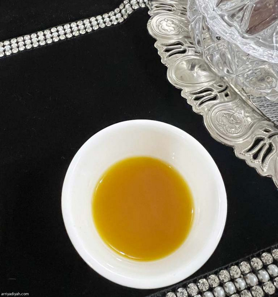 الجدة 
تورث الحفيدة سر القهوة