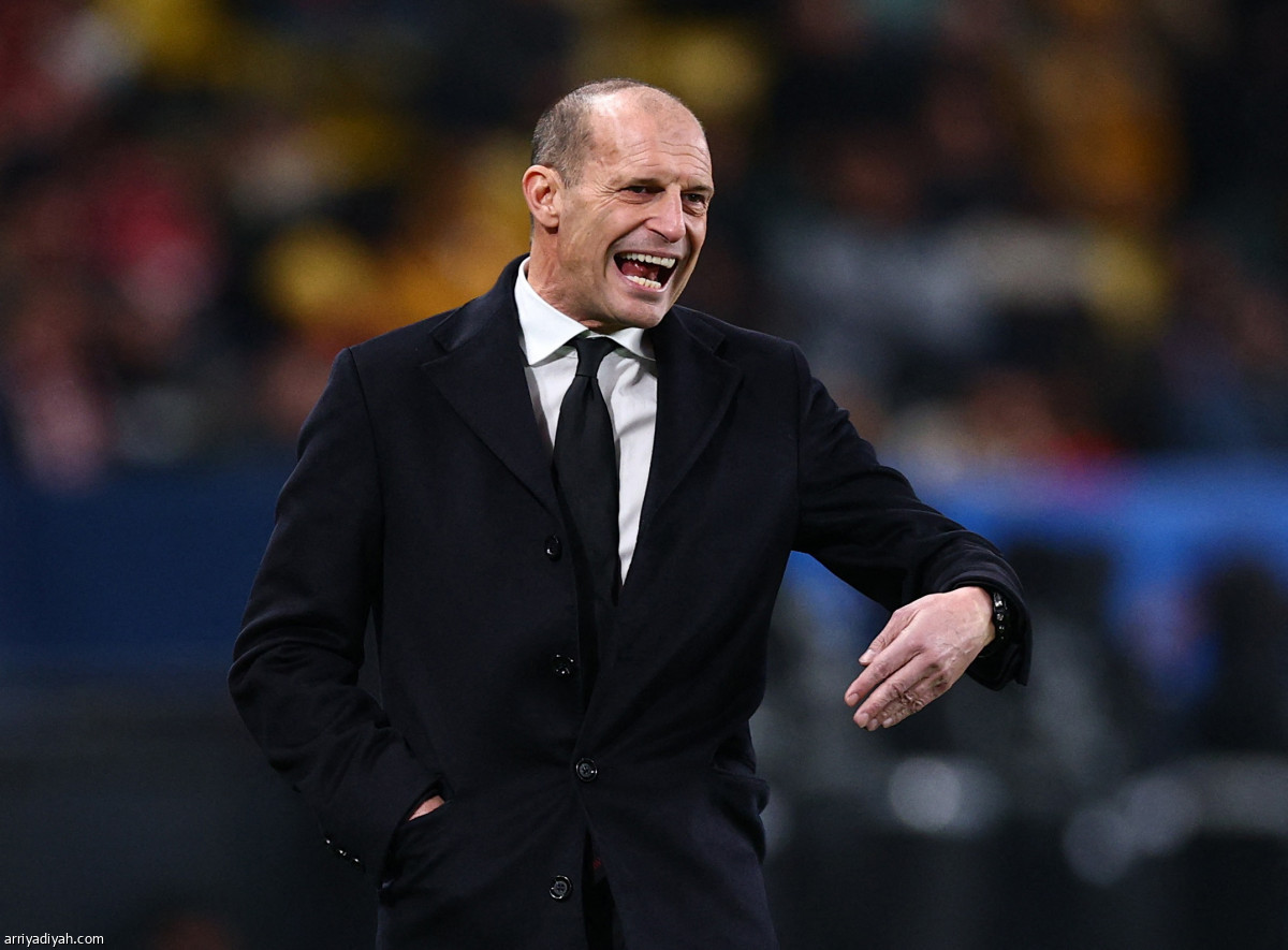 نابولي إلى النهائي