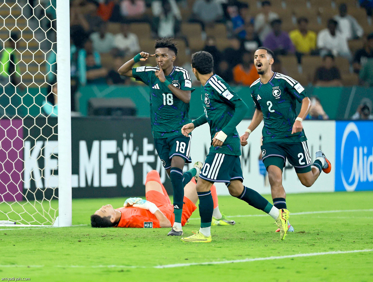 صقور 23.. انتصار أول