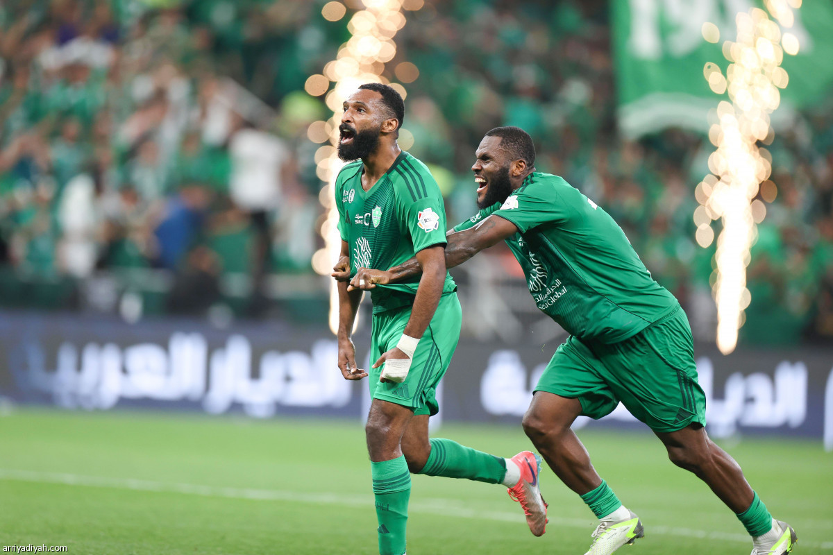 الأهلي ينتصر