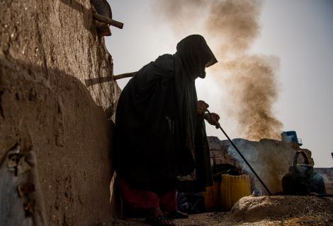 As harsh winter weather approaches, ActionAid Afghanistan is providing families with cash assistance, to purchase food and heating equipment.
